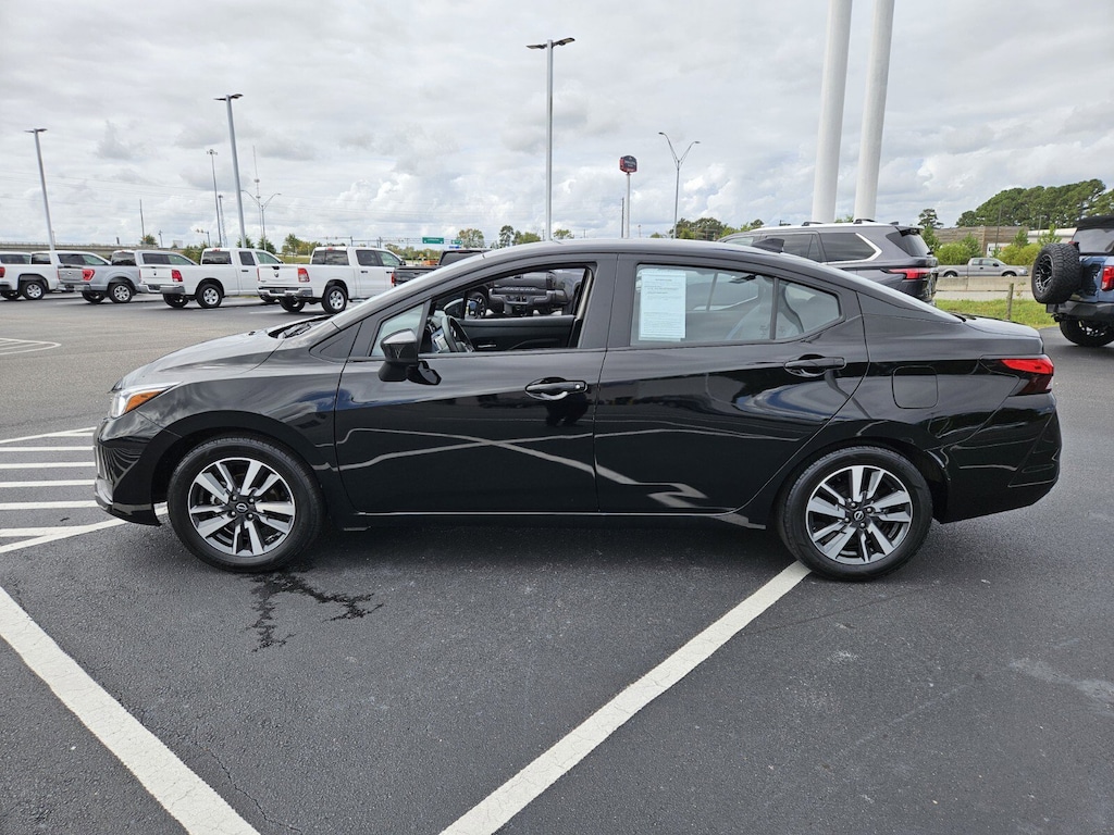 Used 2024 Nissan Versa 1.6 SV Sedan