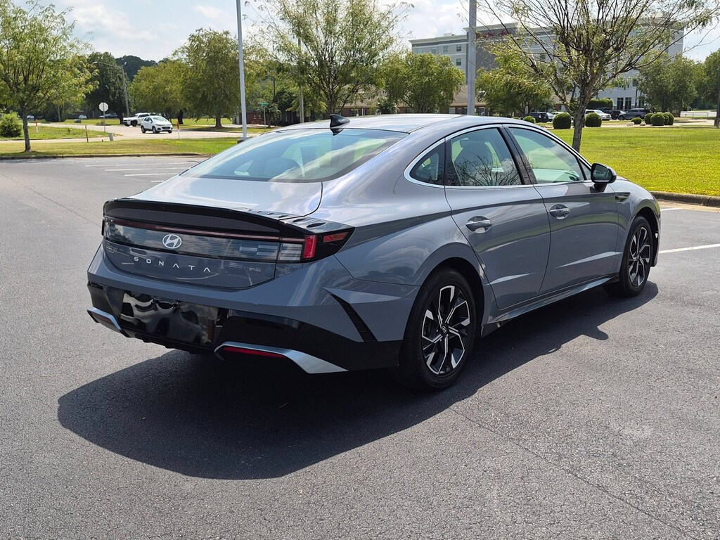 Used 2025 Hyundai Sonata SEL Sedan