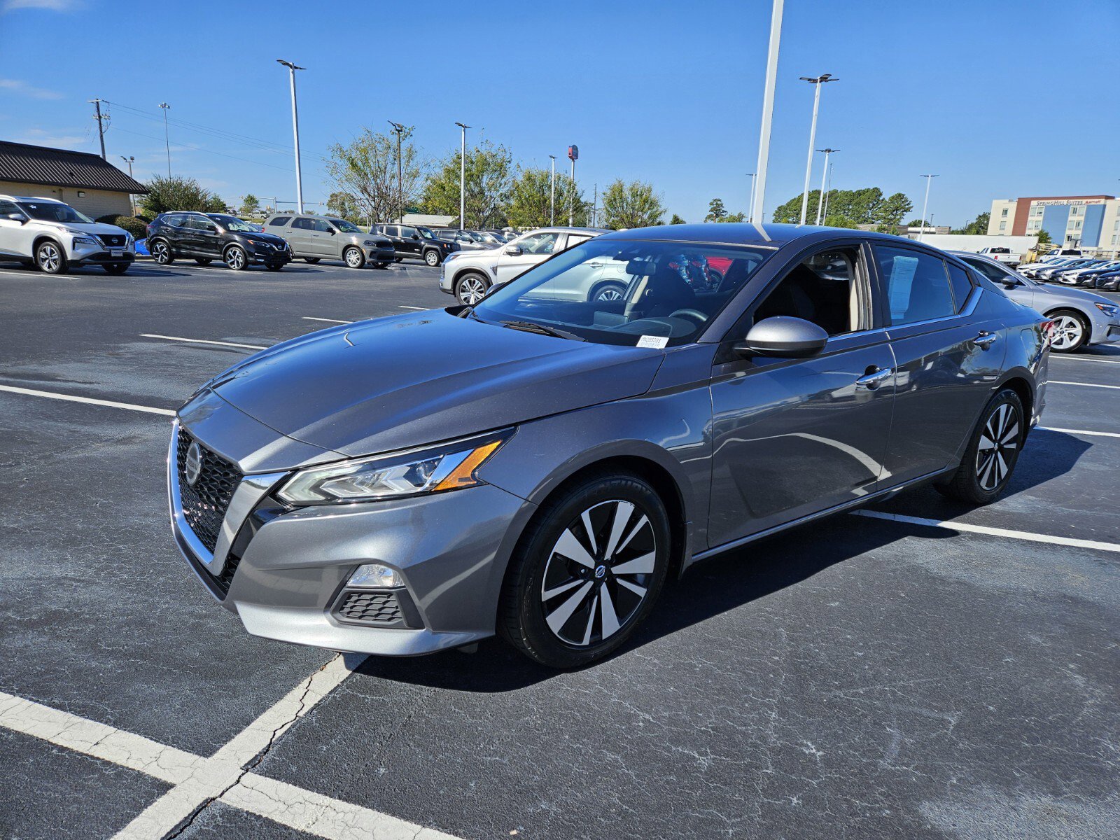 2021 Nissan Altima 2.5 SV photo 3