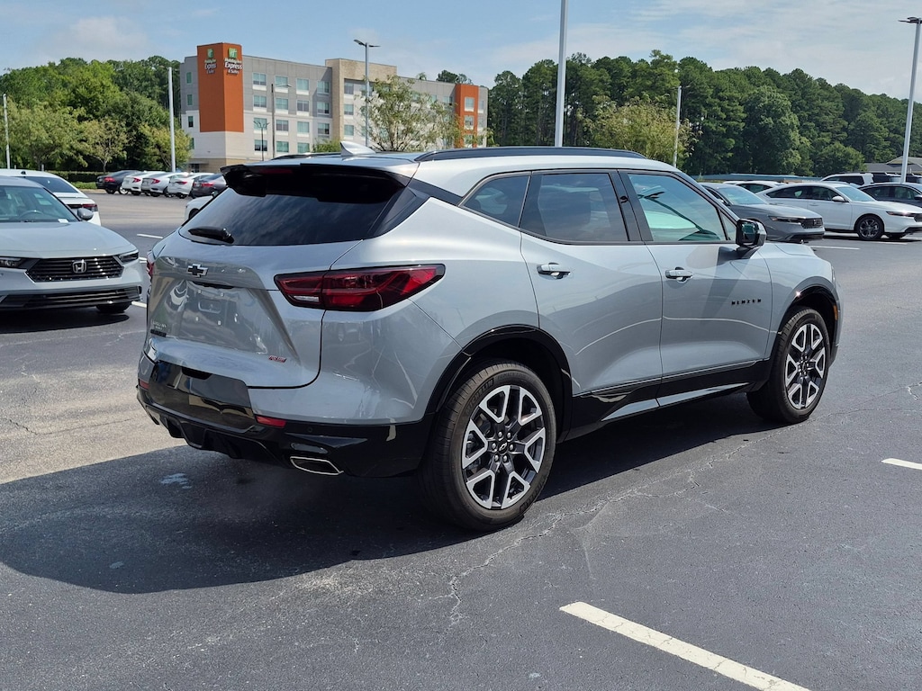 Used 2025 Chevrolet Blazer RS SUV