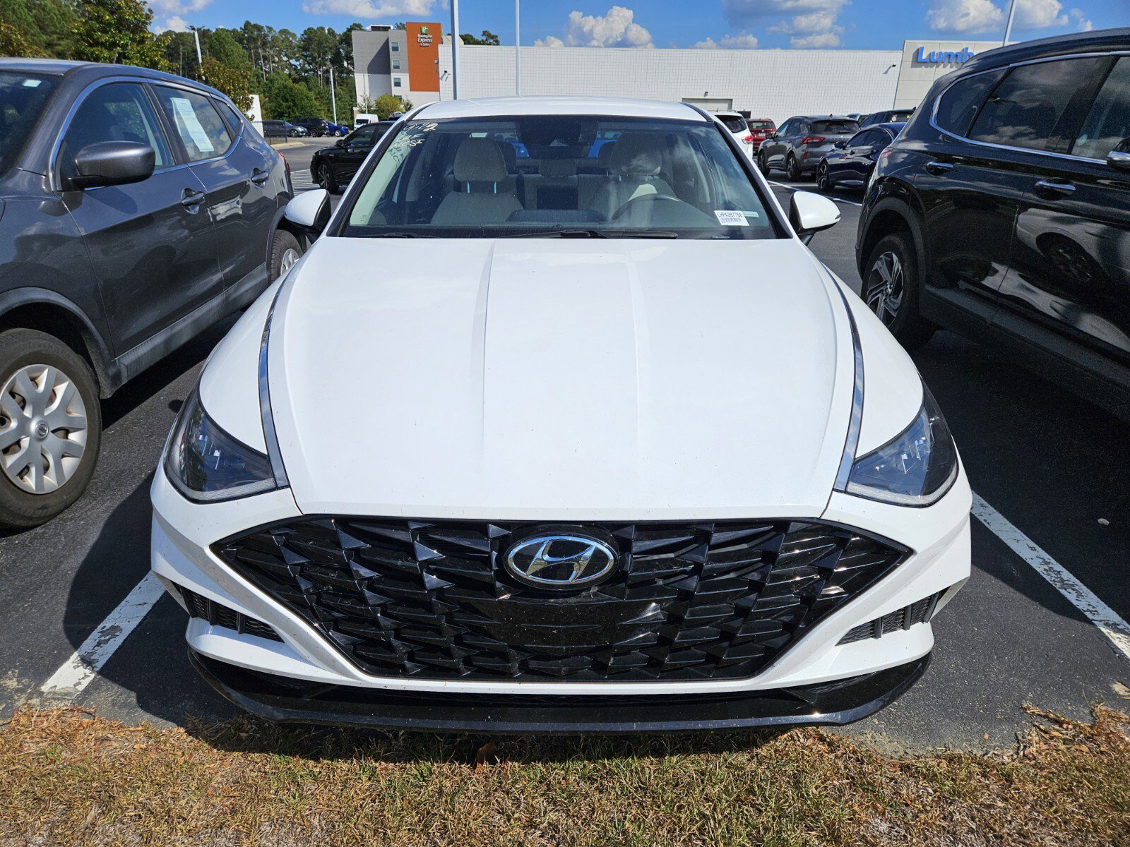 2023 Hyundai Sonata SEL photo 2