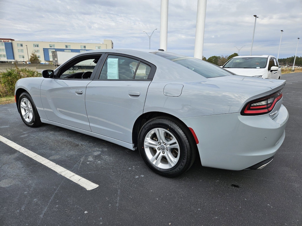 Used 2022 Dodge Charger SXT Sedan