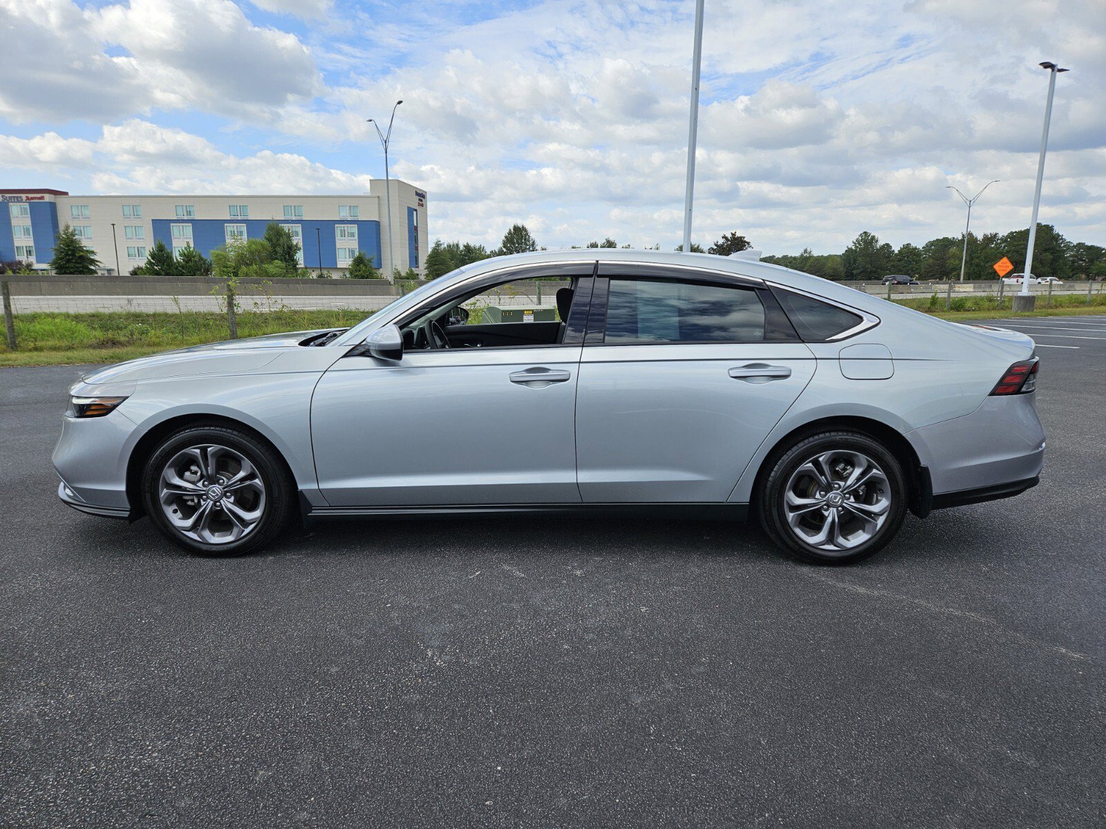2024 Honda Accord EX photo 4