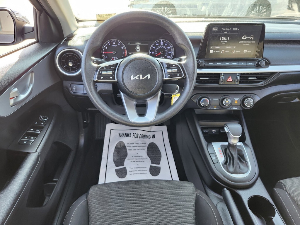 2023 Kia Forte LXS photo 10