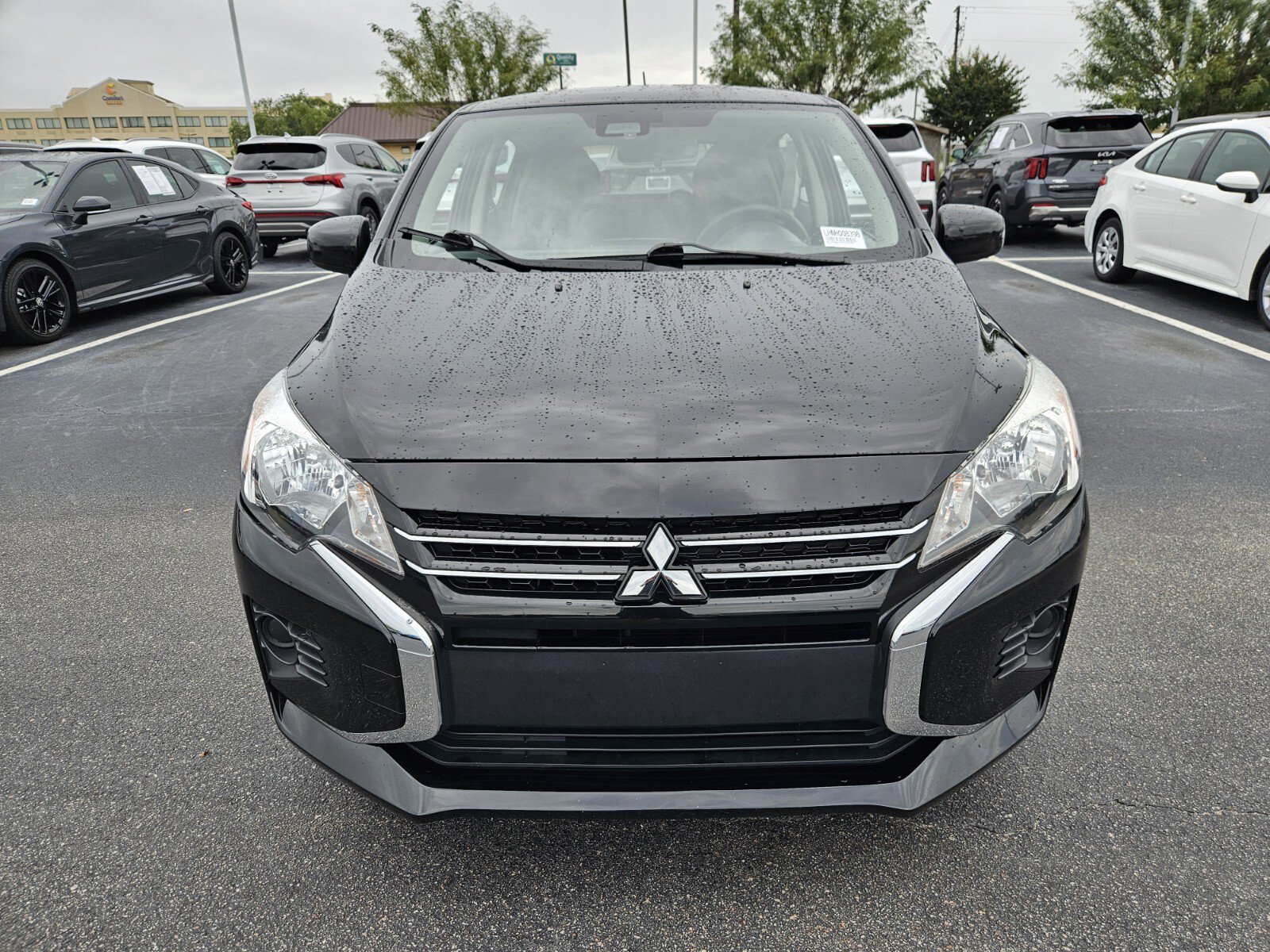 2022 Mitsubishi Mirage LE photo 2