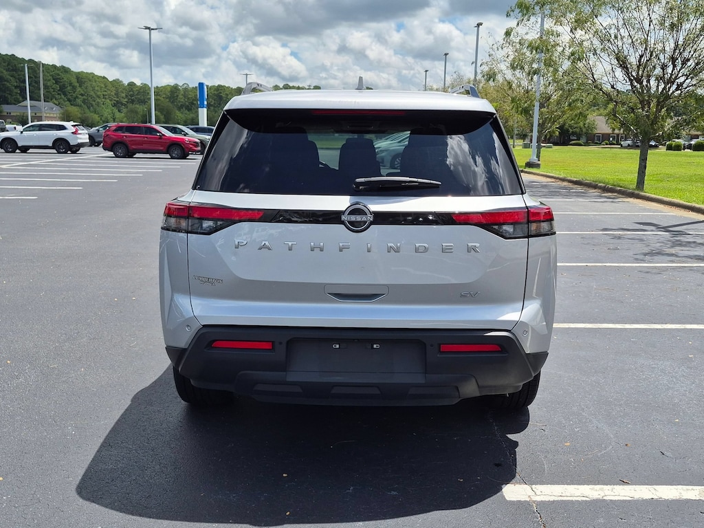 Used 2024 Nissan Pathfinder SV SUV
