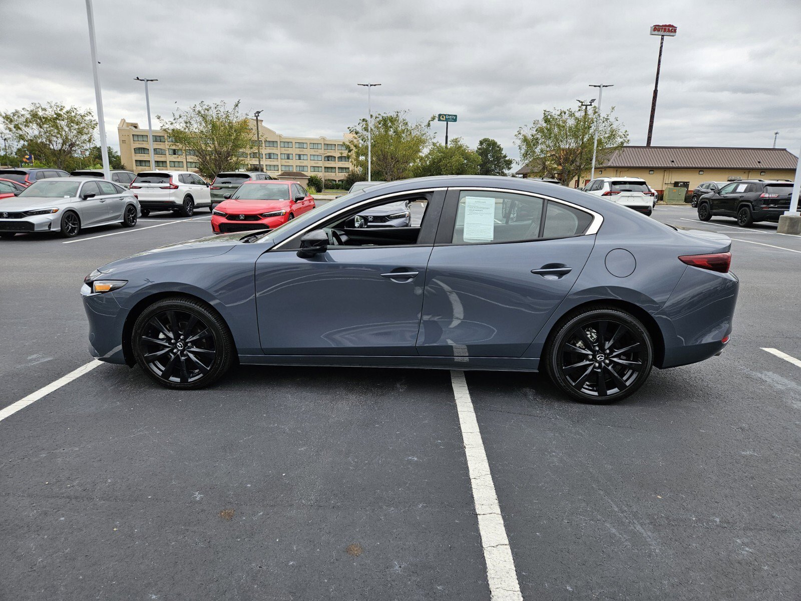 2024 Mazda Mazda3 Sedan 2.5 s Carbon photo 4