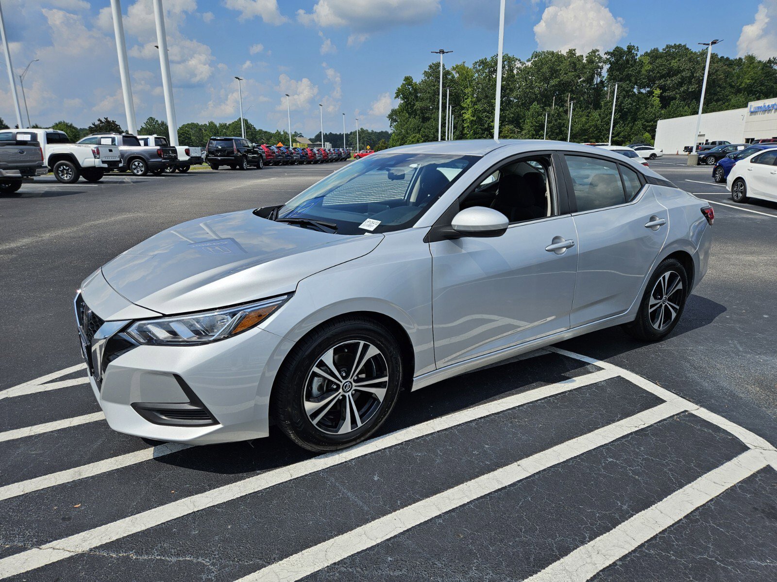 2023 Nissan Sentra SV photo 2