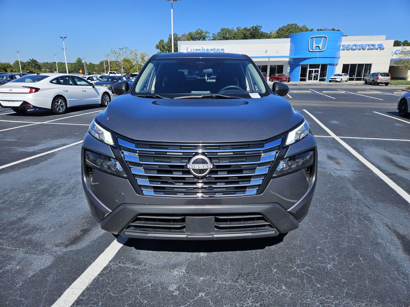 2024 Nissan Rogue S photo 2
