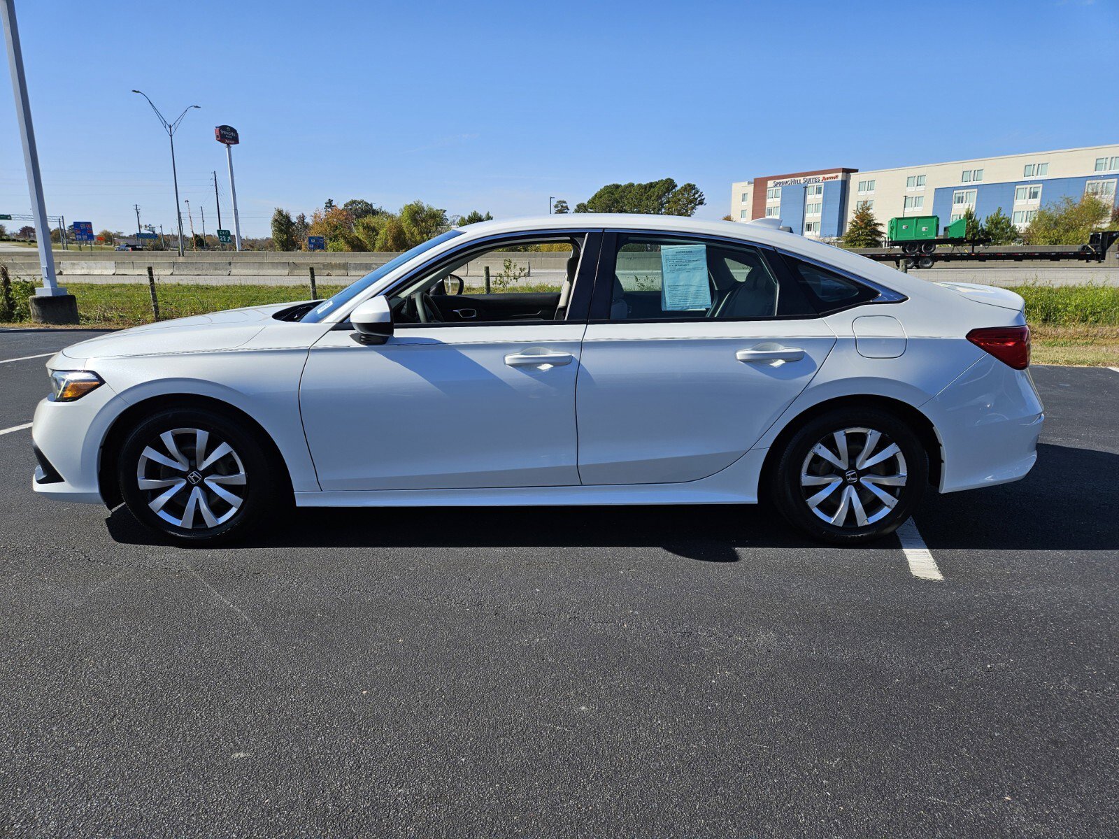 2023 Honda Civic LX photo 4