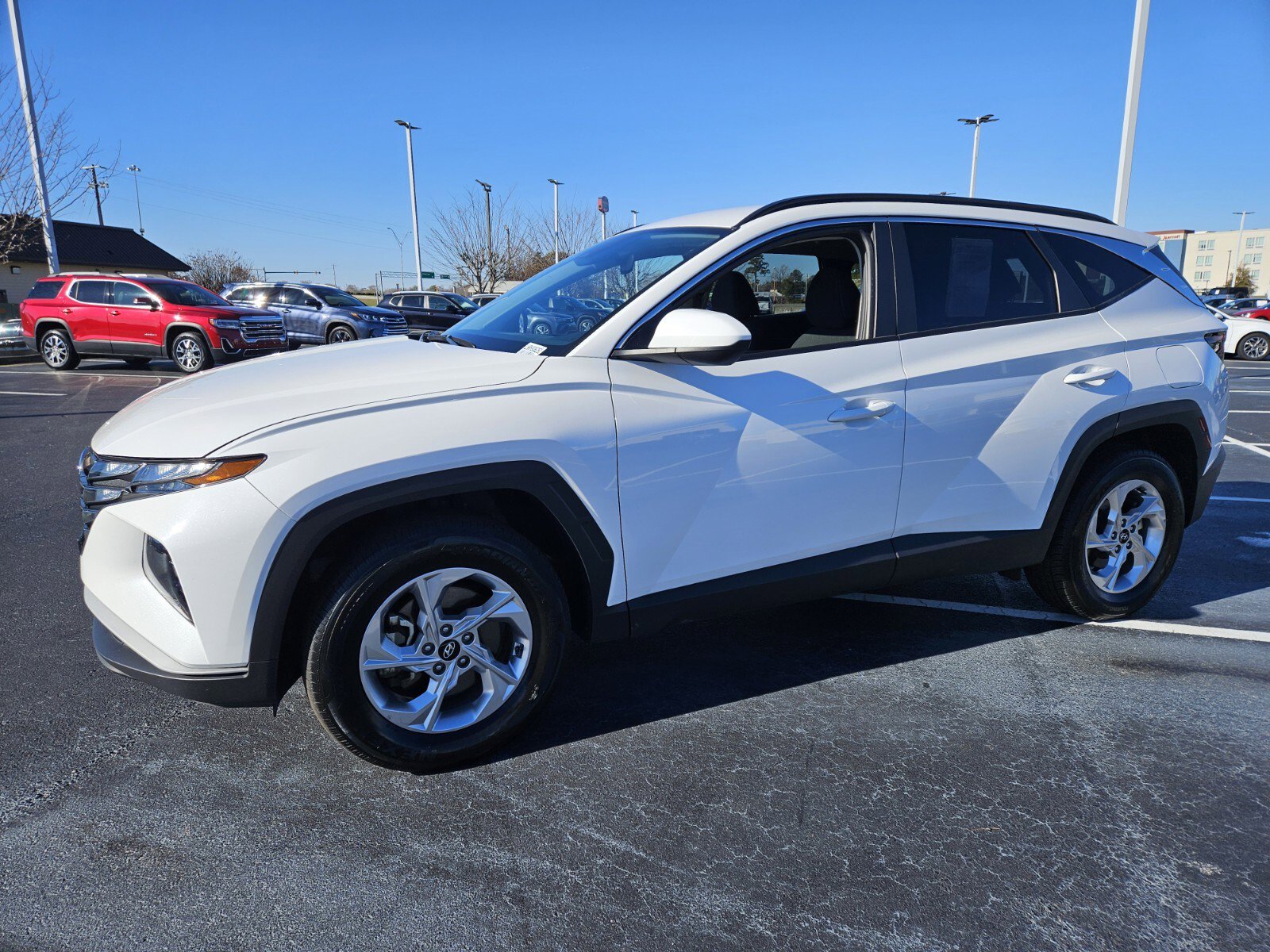 2024 Hyundai Tucson SEL photo 2