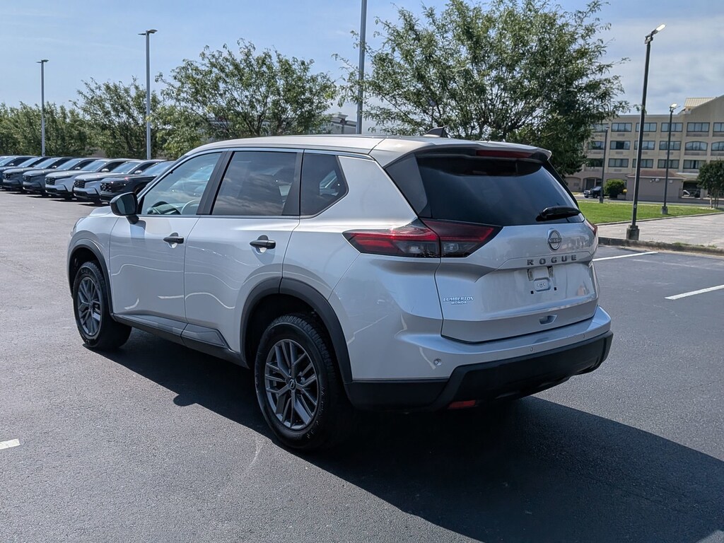Used 2024 Nissan Rogue S SUV