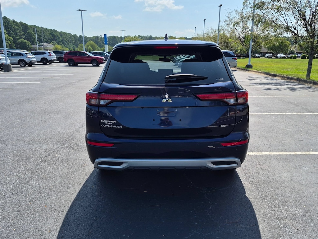 Used 2024 Mitsubishi Outlander SE Black Edition SUV