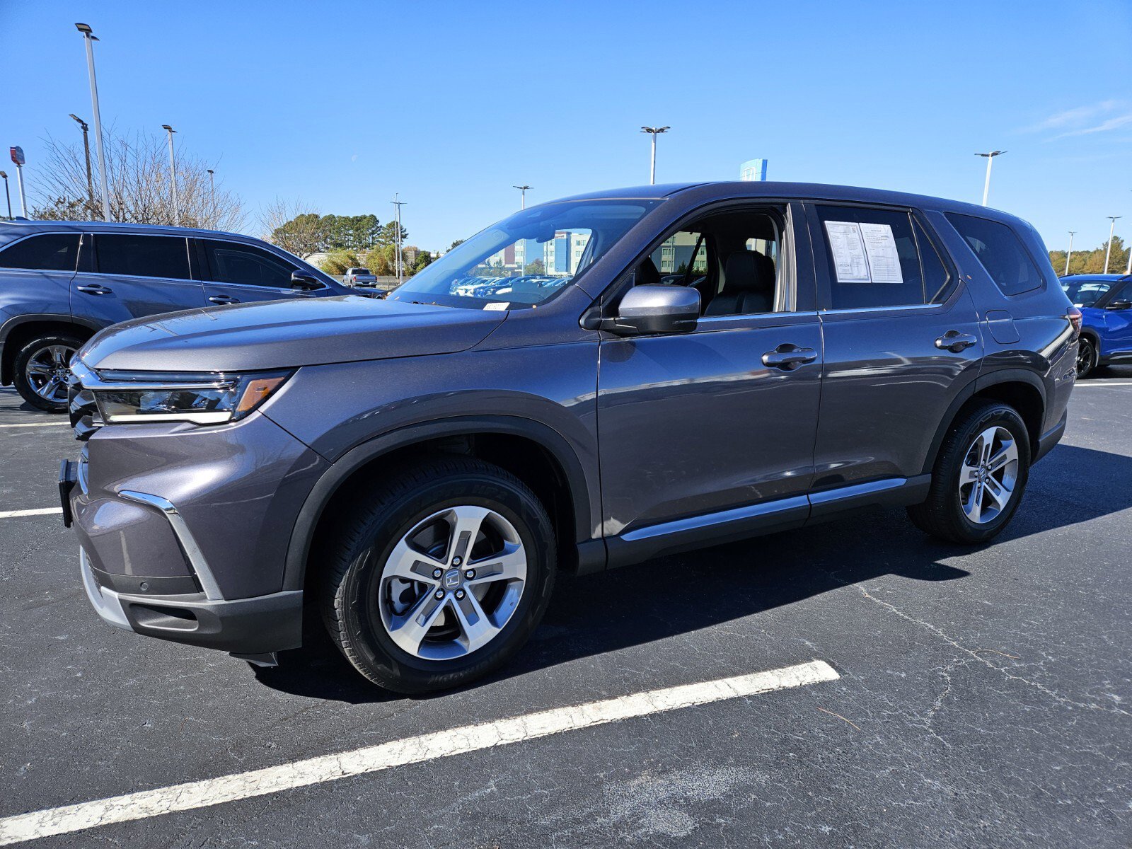 2025 Honda Pilot EX-L photo 3