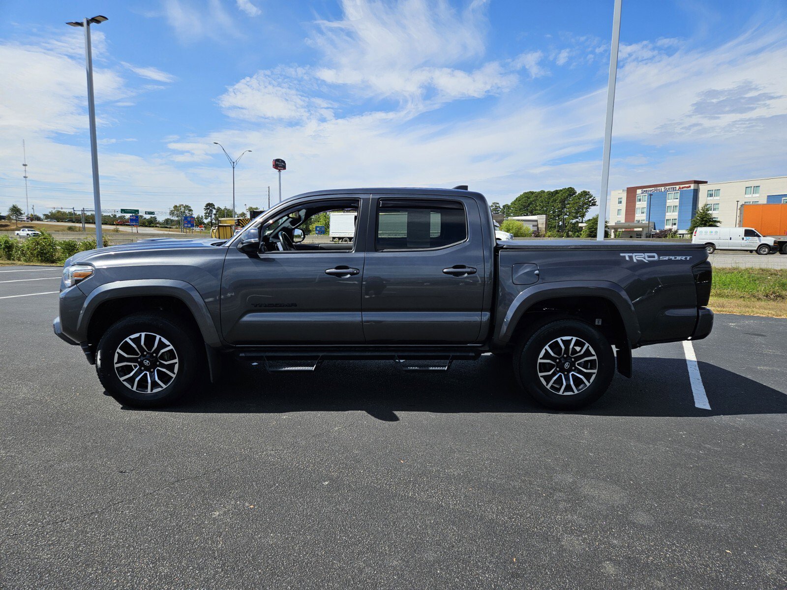 2021 Toyota Tacoma TRD Sport V6 photo 4