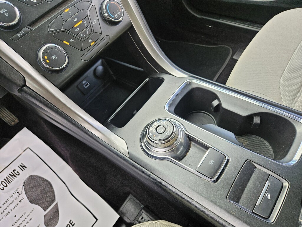 2017 Ford Fusion S photo 19