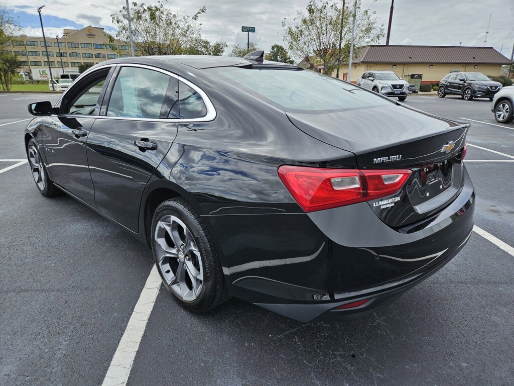 2024 Chevrolet Malibu 1LT photo 3