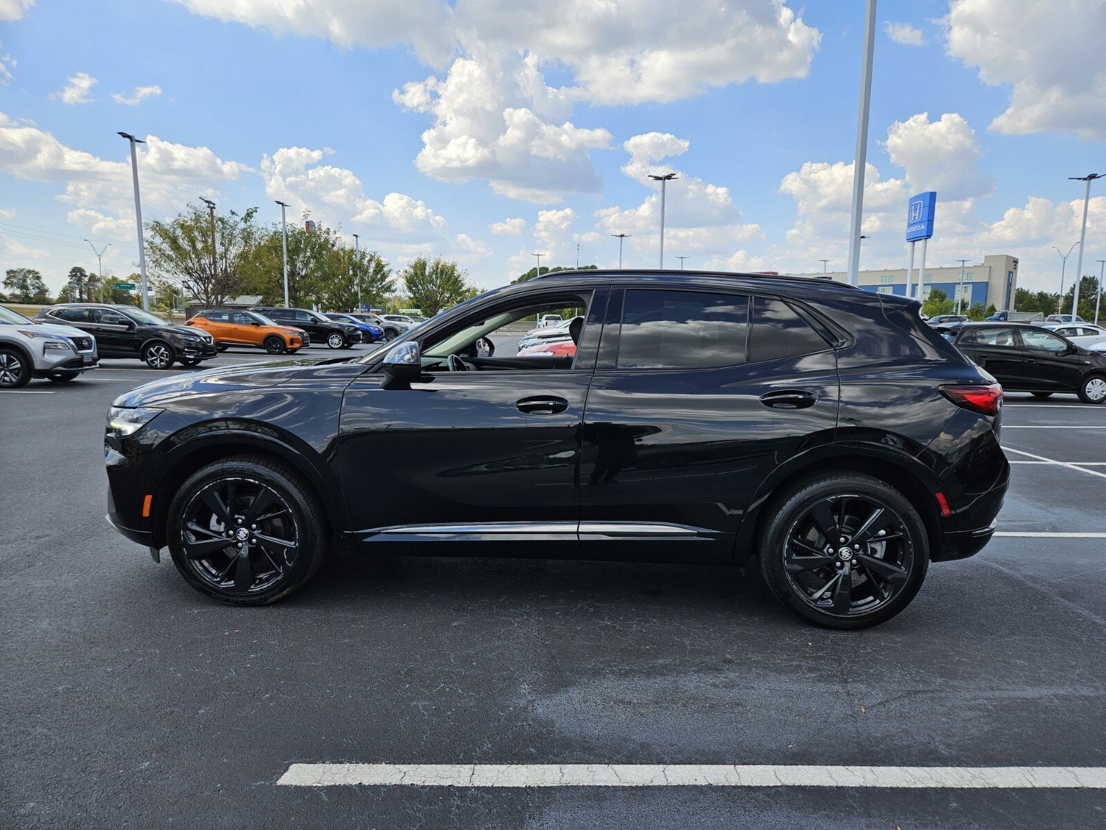 2023 Buick Envision Essence photo 4