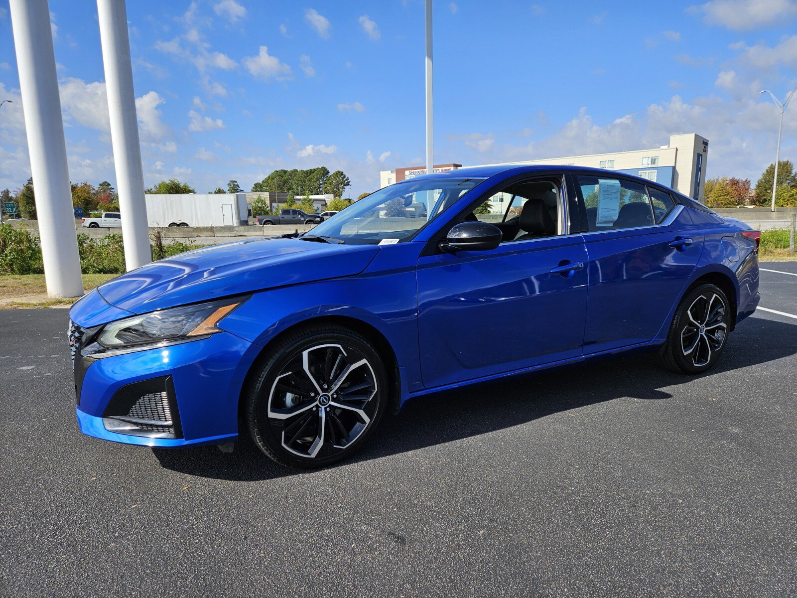 2025 Nissan Altima 2.5 SR photo 3