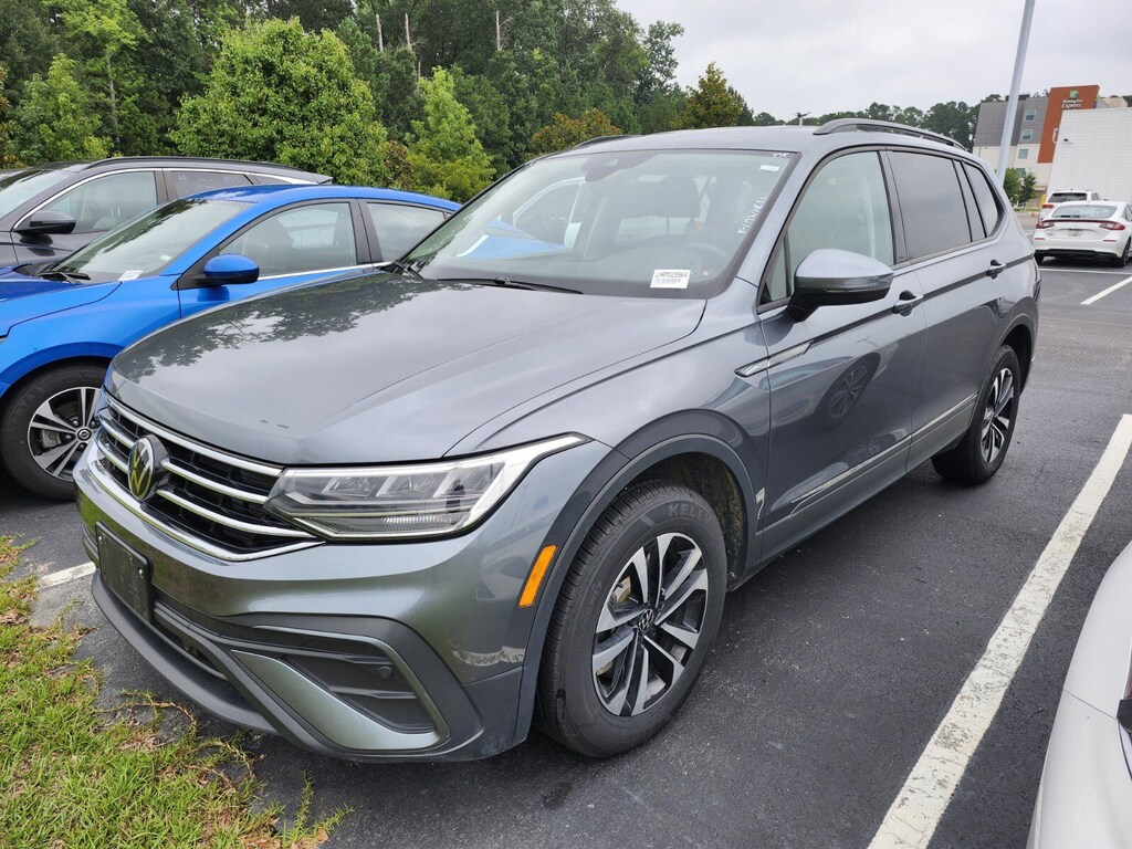 2024 Volkswagen Tiguan S photo 2