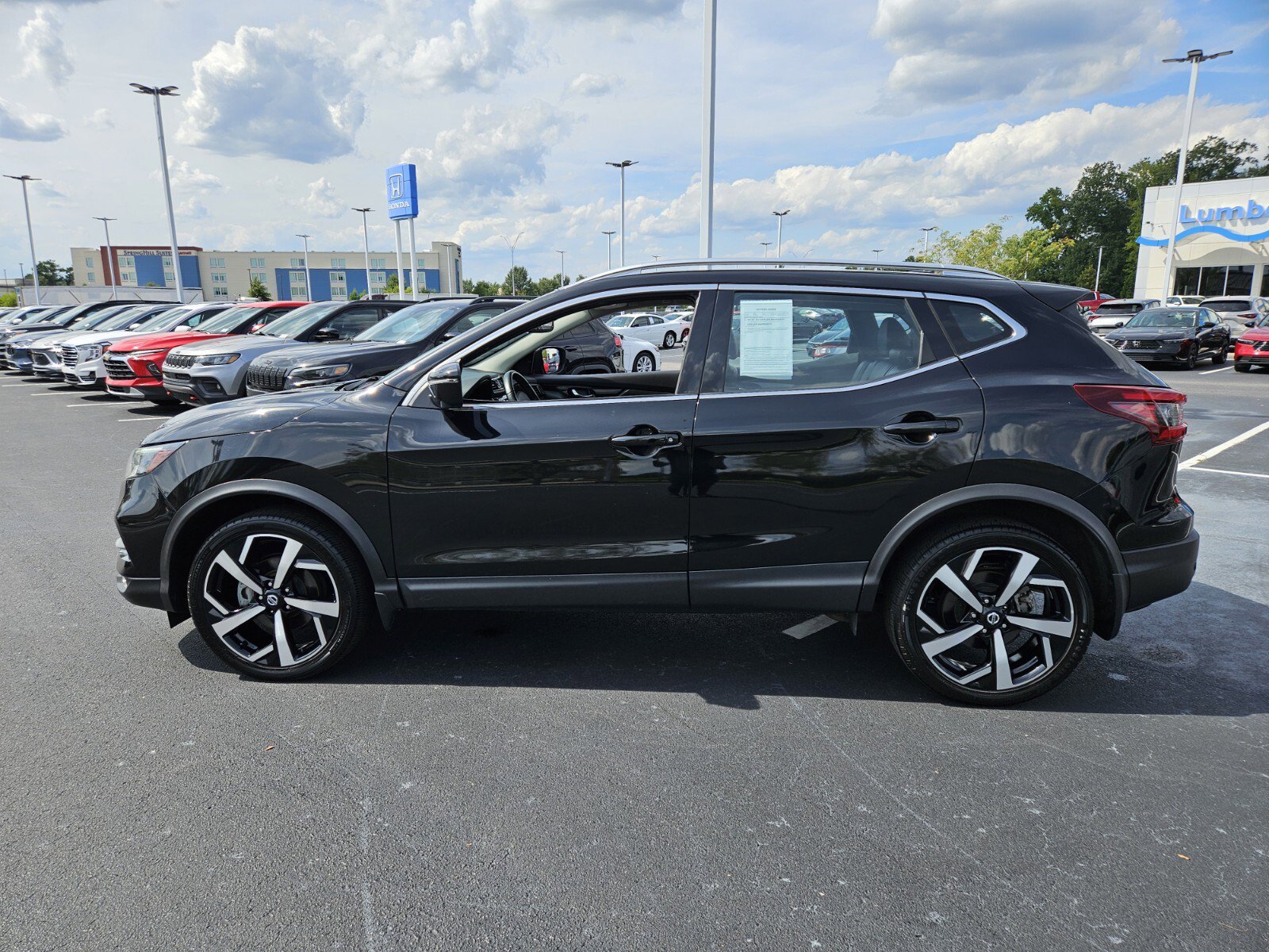 2022 Nissan Rogue Sport SL photo 4