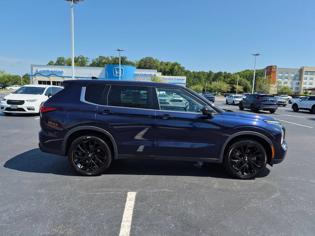 Used 2023 Mitsubishi Outlander SE SUV