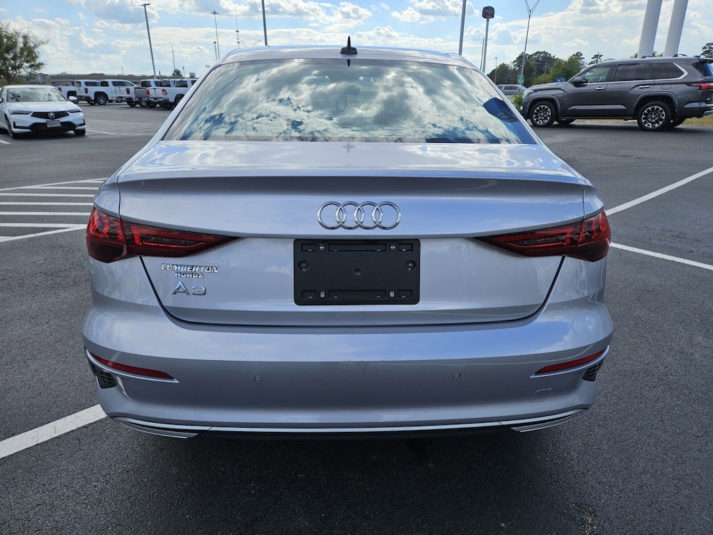 2024 Audi A3 40 Premium photo 4