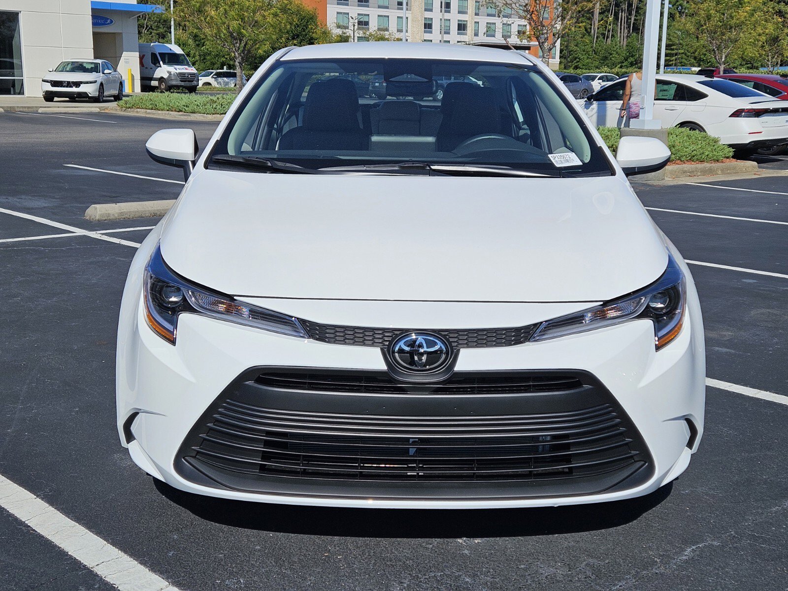 2025 Toyota Corolla LE photo 2
