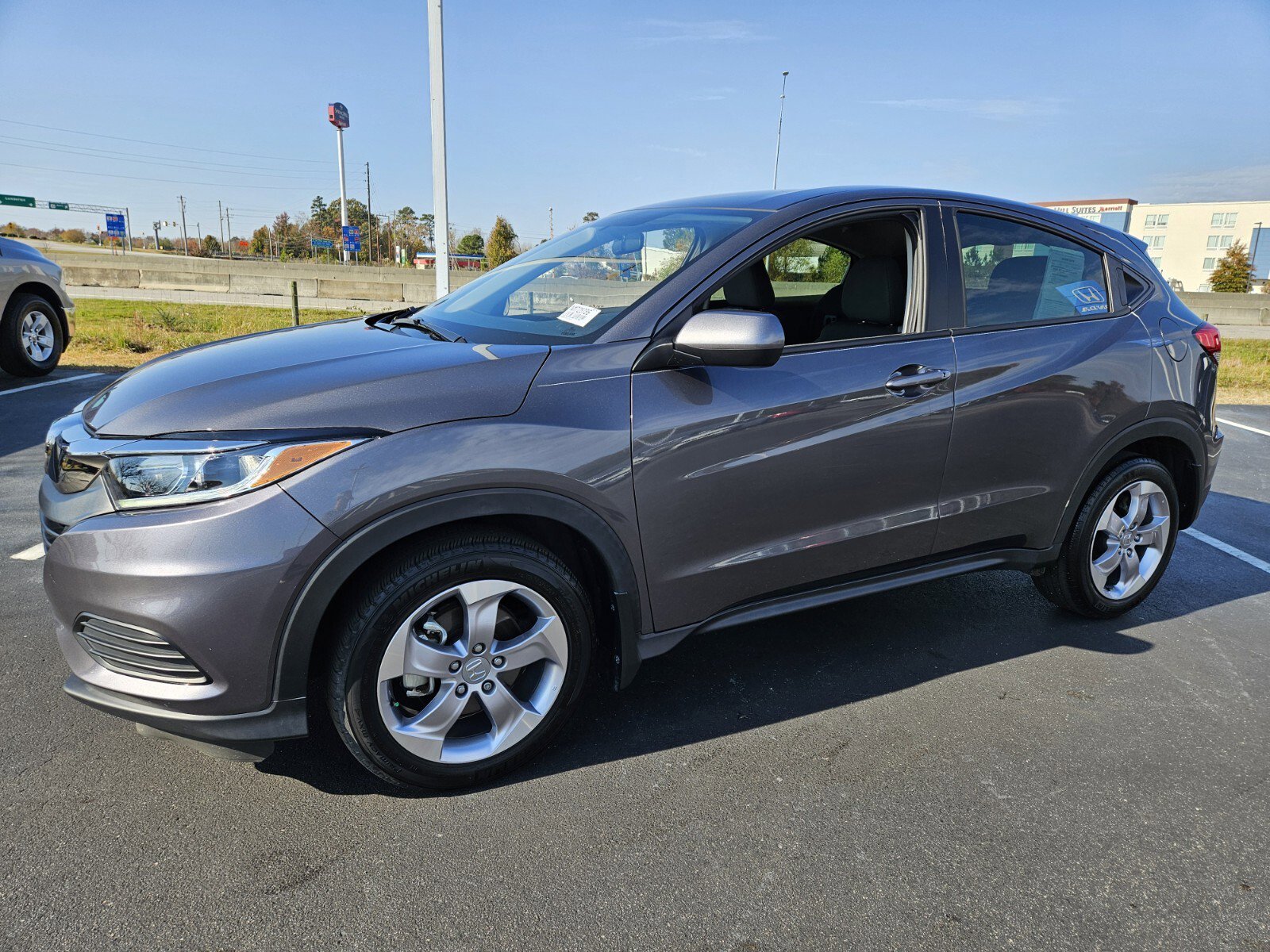 2022 Honda HR-V LX 2WD photo 3