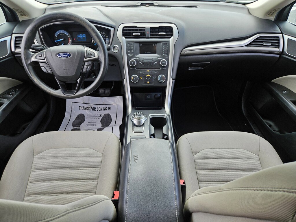 2017 Ford Fusion S photo 11