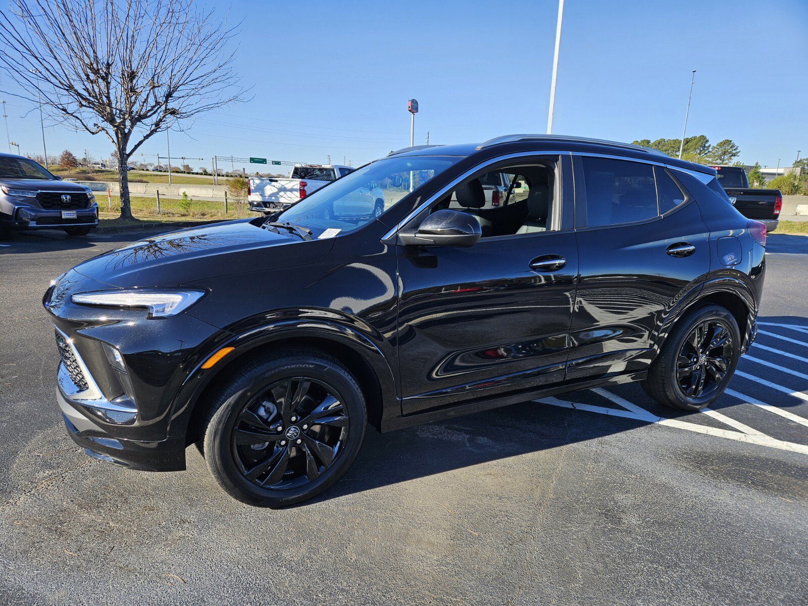 2024 Buick Encore GX Sport Touring photo 3