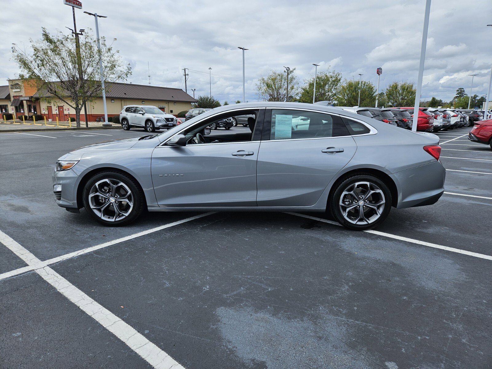 2024 Chevrolet Malibu 1LT photo 4