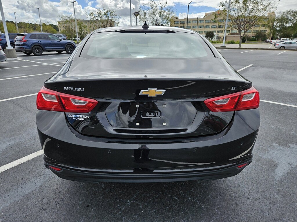2024 Chevrolet Malibu 1LT photo 4
