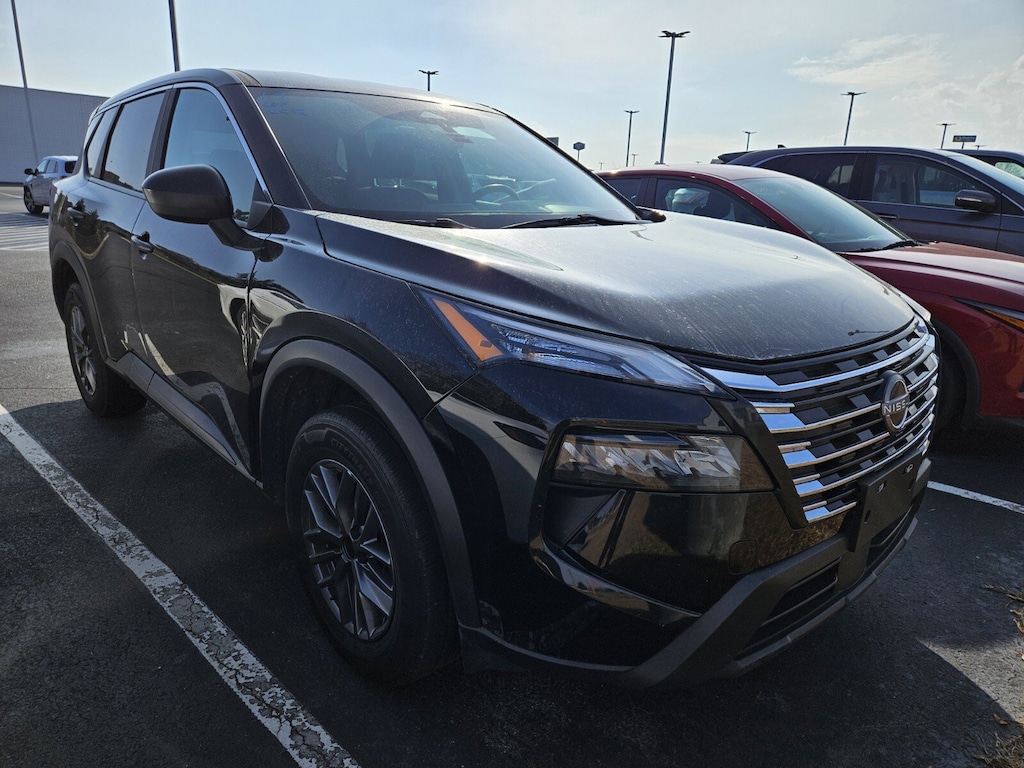 Used 2024 Nissan Rogue S SUV