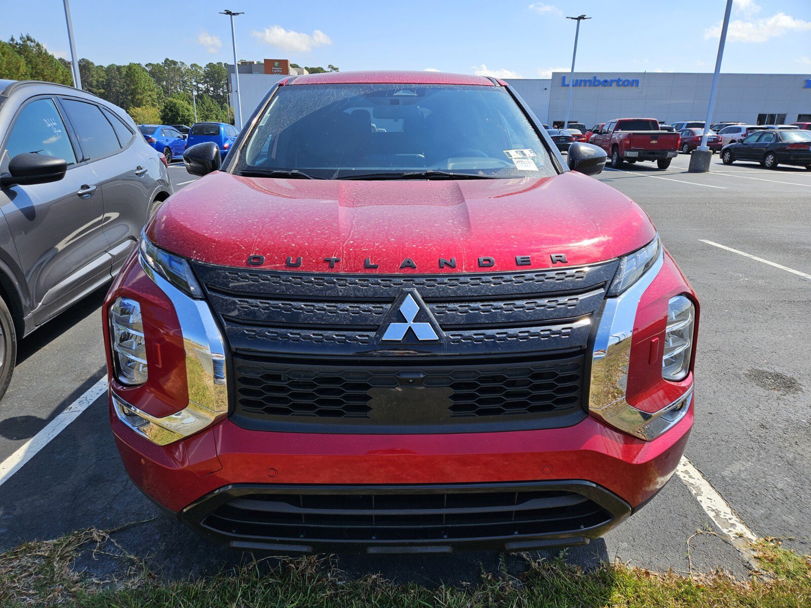 2023 Mitsubishi Outlander SE Black Edition photo 2