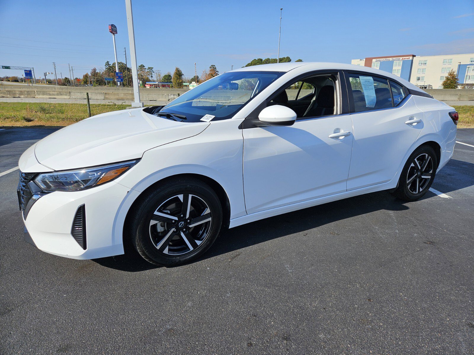 2024 Nissan Sentra SV photo 3