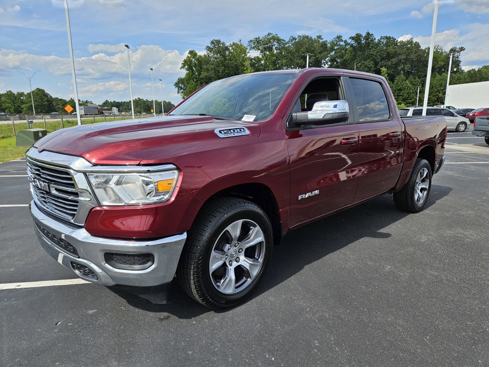 2024 Ram 1500 Laramie photo 3