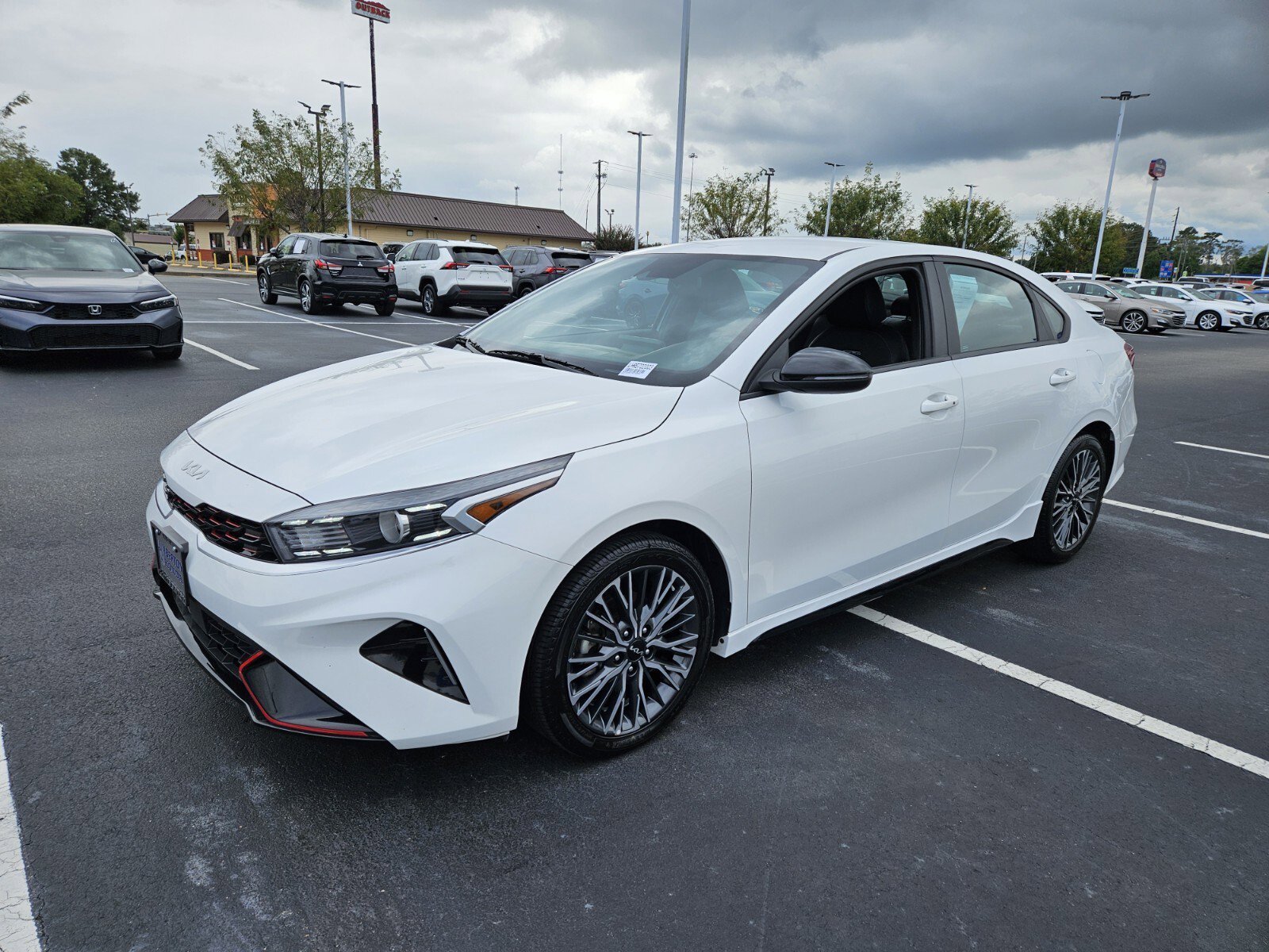 2024 Kia Forte GT-Line photo 3