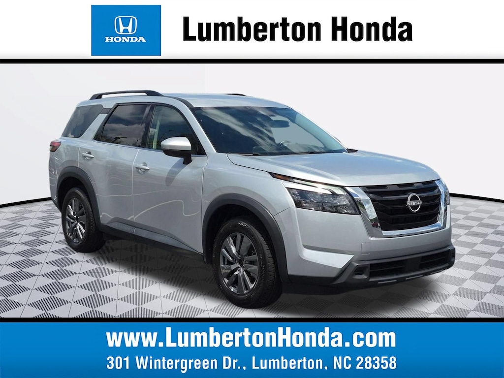 Used 2024 Nissan Pathfinder SV SUV