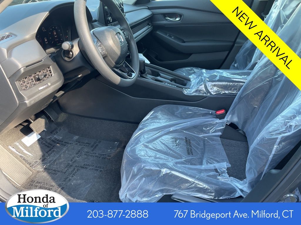 2025 Honda Accord LX photo 3