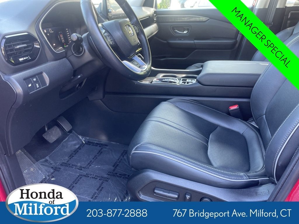 Used 2023 Honda Pilot Elite SUV