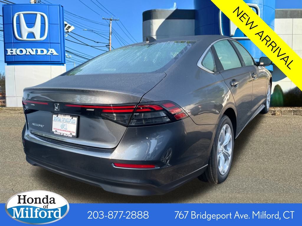 2025 Honda Accord LX photo 2