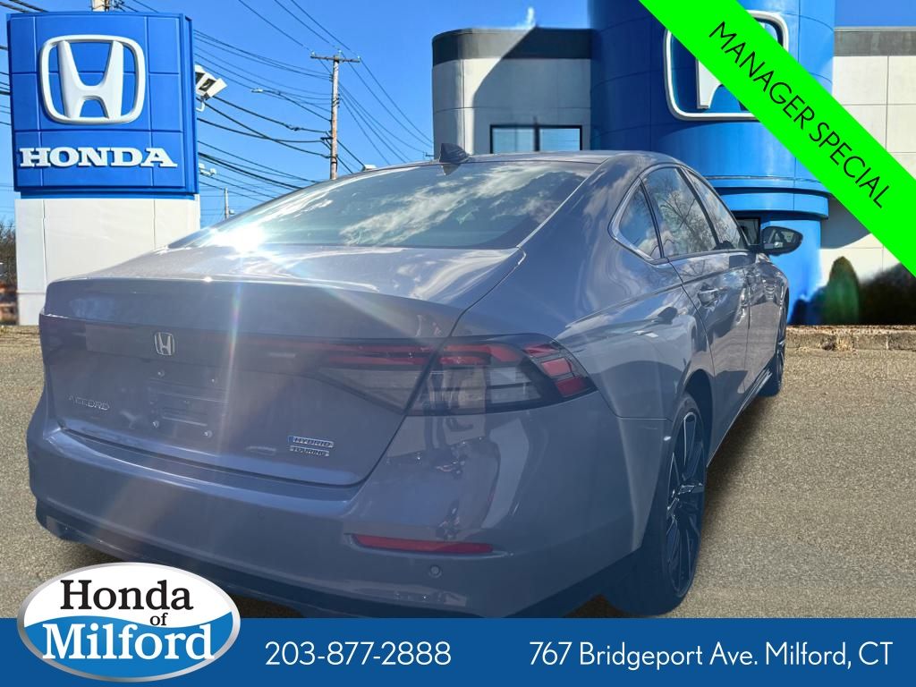 2025 Honda Accord Hybrid Touring photo 2