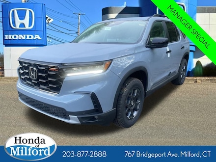 2025 Honda Pilot TrailSport SUV