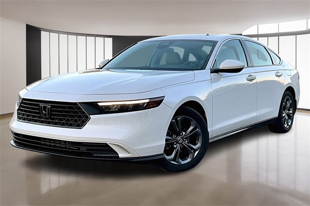 2023 Honda Accord EX's photo