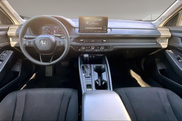 2025 Honda Accord SE - Photo 7