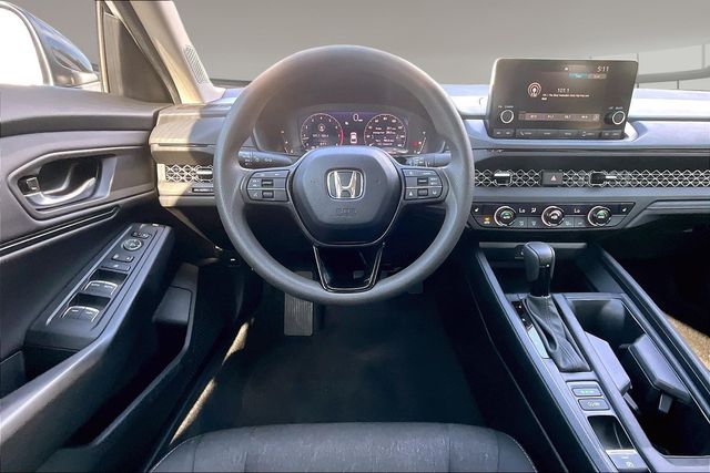2025 Honda Accord SE - Photo 8
