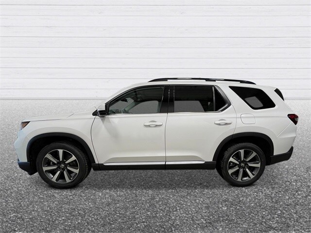 2025 Honda Pilot Touring photo 2