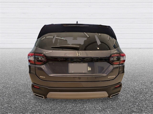 2025 Honda Pilot Touring photo 4