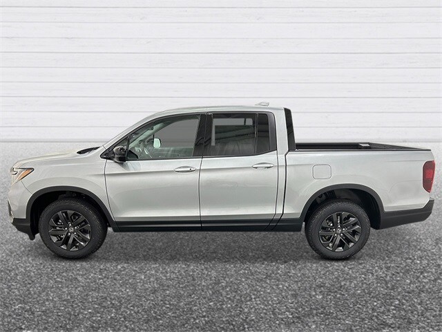 2025 Honda Ridgeline Sport photo 2